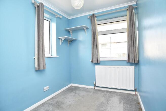 3 bed Semi-Detached for sale Image 9