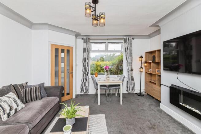 3 bed Terraced for sale Image 3