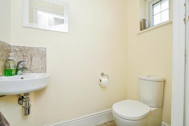 3 bed Detached for sale Image 7