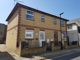 1 Union Cottages, Union Road, Sandown PO36 8DR