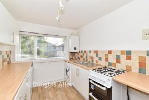 3, Neale Court, Upminster Road, Hornchurch RM11 3XP