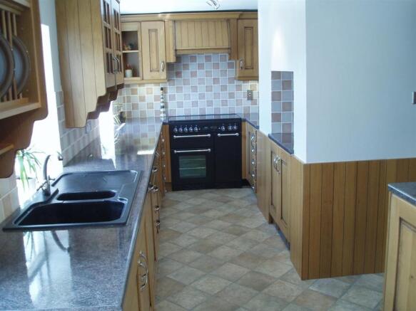 45 West Street - Kitchen 2.JPG