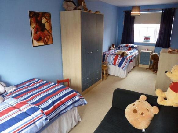 Photo 6