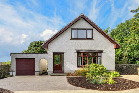 9 Meadowfoot Road, West Kilbride, KA23 9BX
