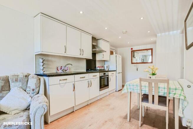 Lounge / Kitchen