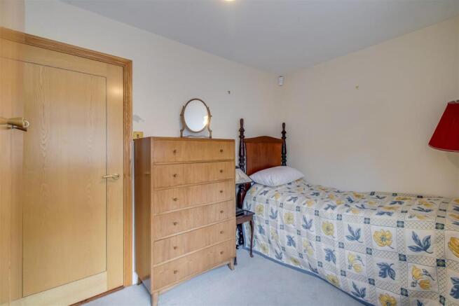3 bed Detached Bungalow for sale Image 12