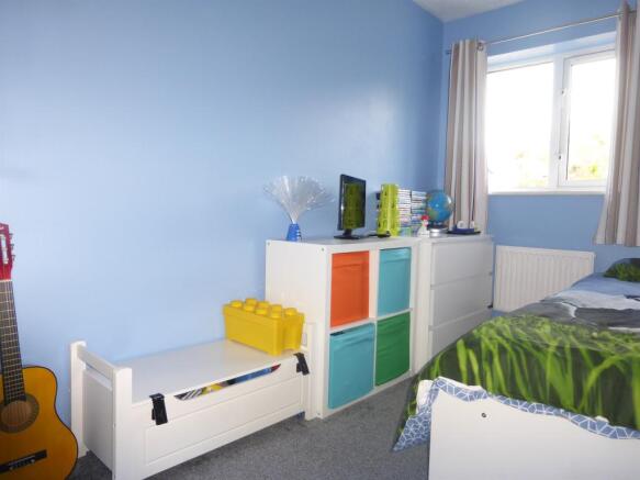 Photo 11