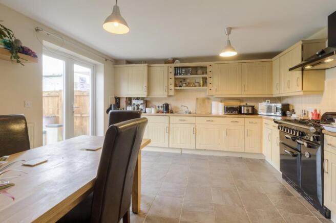 Kitchen/Breakfast