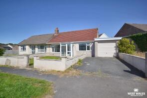 108, Maesglas, Cardigan SA43 1AQ