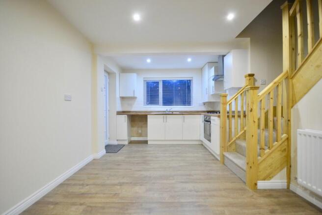 2 bed Cottage to rent Image 5