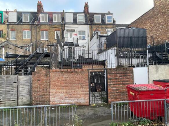 WhatsApp Image 2025-11-12 At 15.22.20 Ee73fb00 T202511121526.jpg