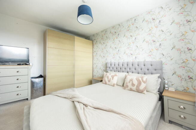 3 bed Town House for sale Image 8