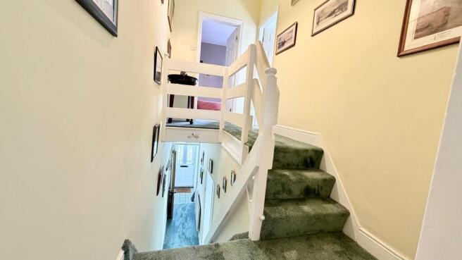 2 bed Terraced for sale Image 9