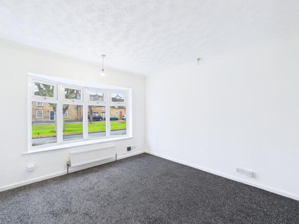 CAM01909G0-PR0458-STILL009