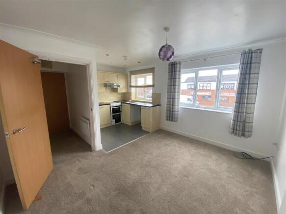 Kitchen/Lounge