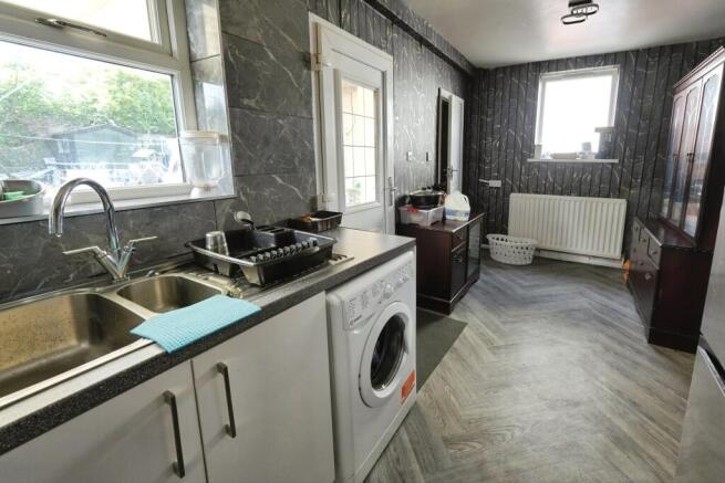 Kitchen/Dining Room
