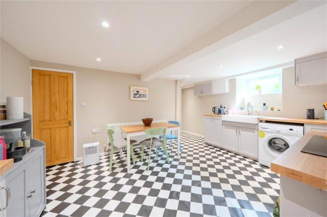 1 bed Terraced for sale Image 9