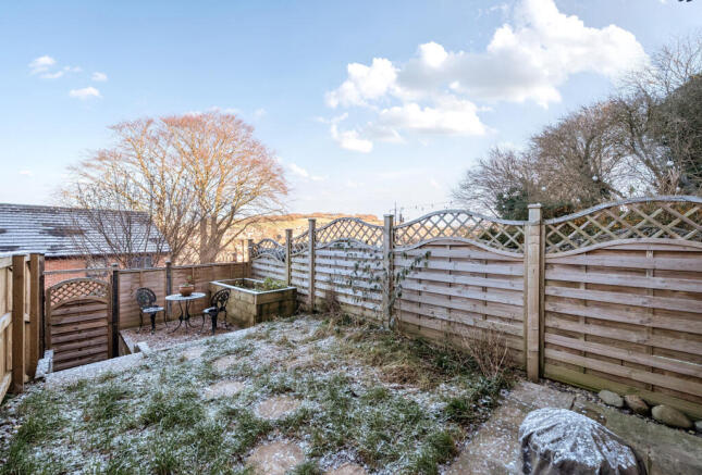 1395153-15-695bea...