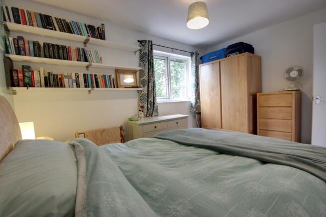 2 bed Semi-Detached for sale Image 12