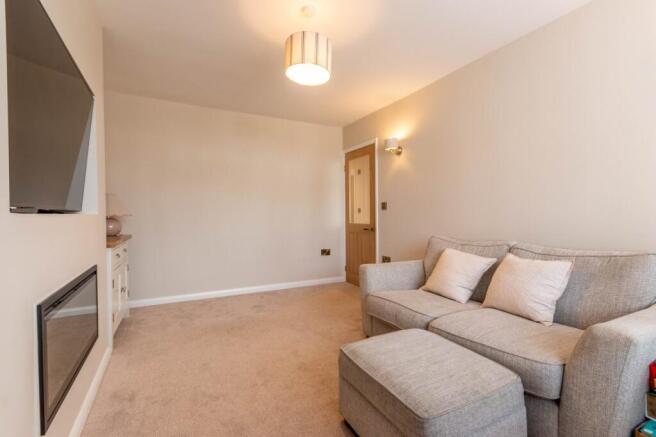 2 bed Bungalow for sale Image 5