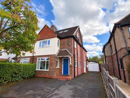 Carroll Avenue, Merrow, GU1