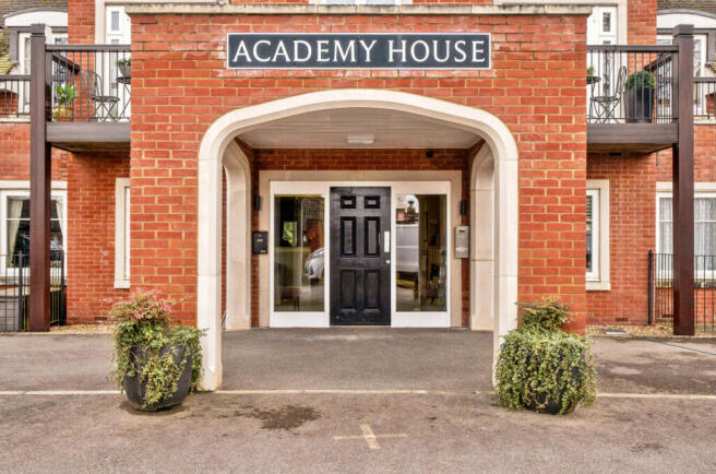 1-699831be850f1-1...