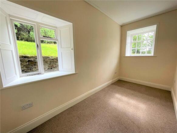 4 bed Detached to rent Image 12