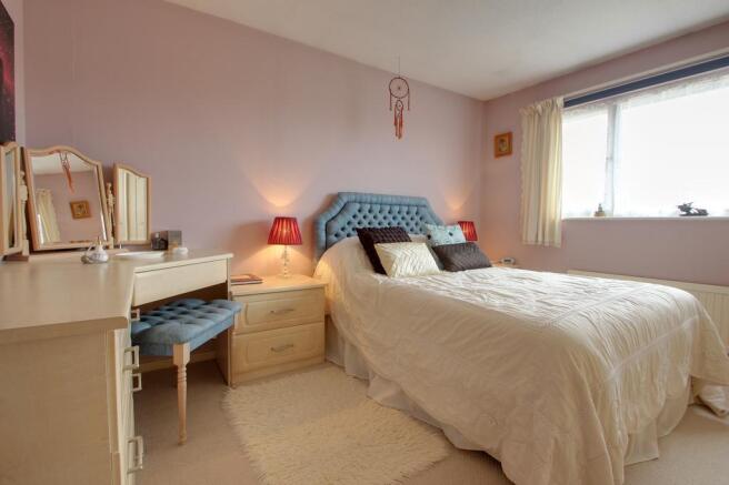 Bedroom 2 (Double)