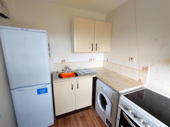 Kitchen B.jpg
