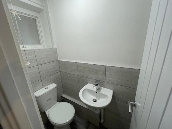 3 bed Terraced to rent Image 11