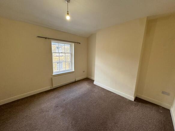 2 bed Terraced for sale Image 6