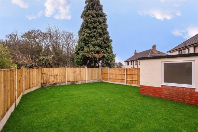 3 bed Semi-Detached for sale Image 8