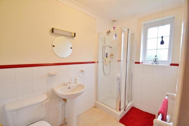 En-Suite to Bed 1