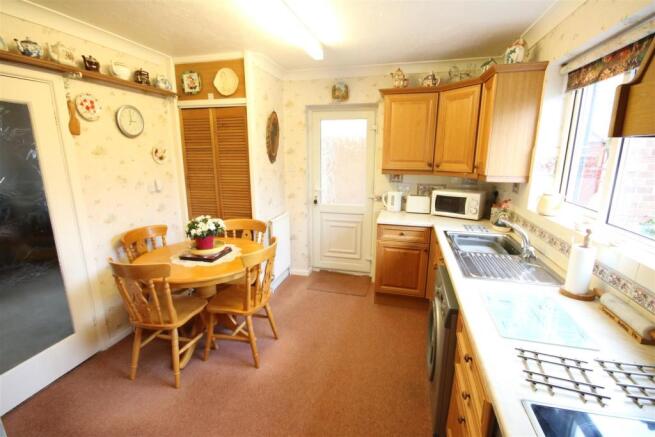 Kitchen/Breakfast Room