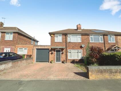 Elmwood Way, Basingstoke, Hampshire, RG23
