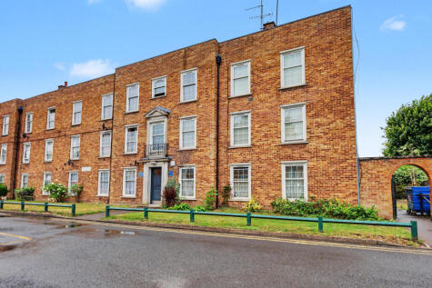 Baker Street, Enfield