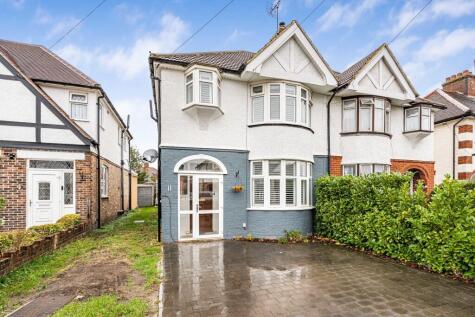 Church Stretton Road, Hounslow, TW3