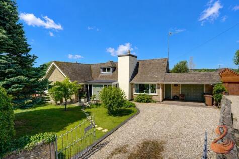 Court Lane, Offenham, Evesham