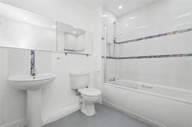 3 bed Semi-Detached for sale Image 4