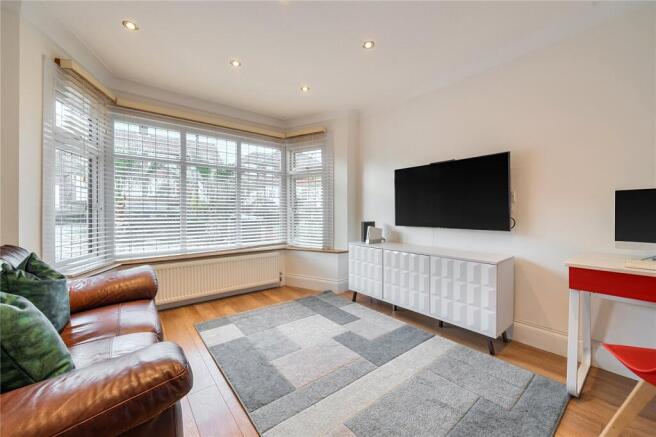Netherby Gardens, Enfield, EN2 photo 2