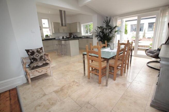 Kitchen / Diner