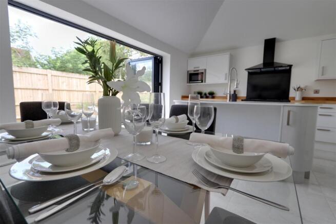 Dining Area.jpg