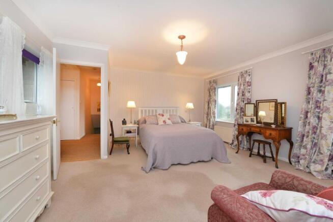Master Bedroom with En-Suite