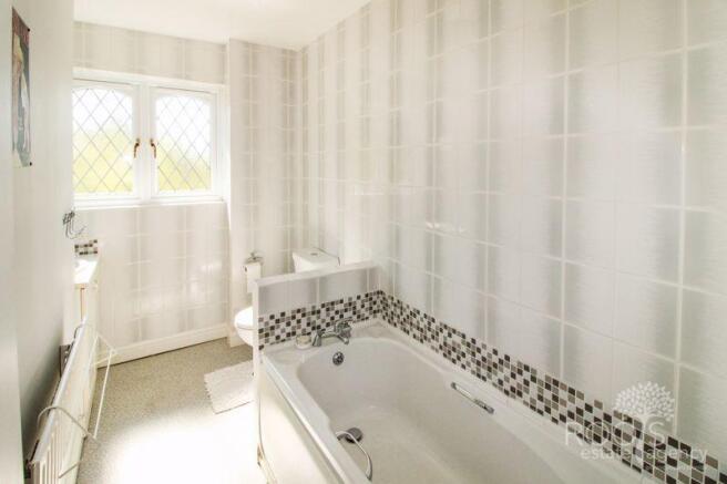 Family bathroom