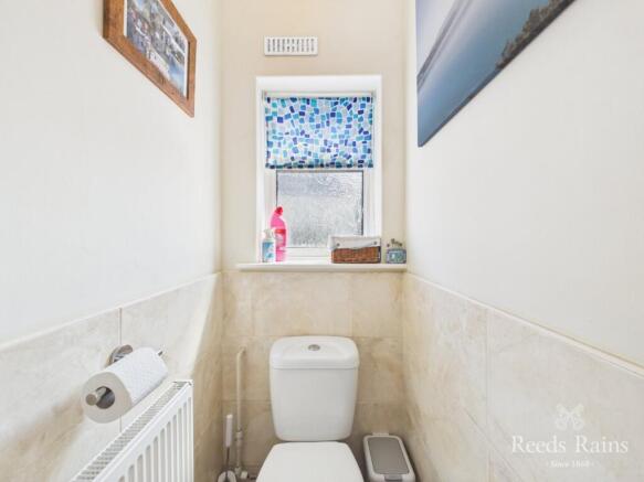 3 bed Semi-Detached for sale Image 11