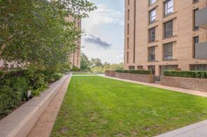 Flat 31, 19 Greenshank House, Moorhen Drive, West Hendon, London NW9 7DS