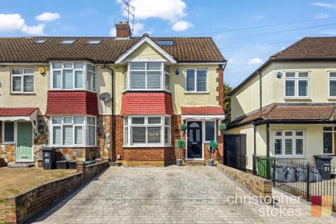 Northfield Road, Waltham Cross, Hertfordshire, EN8 7RF