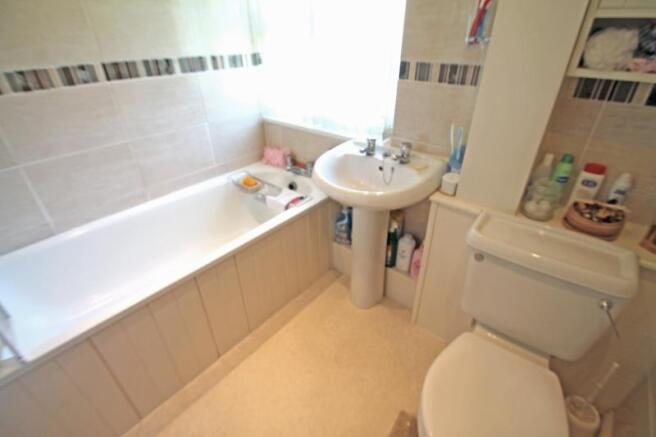 22 Western Way bathroom use