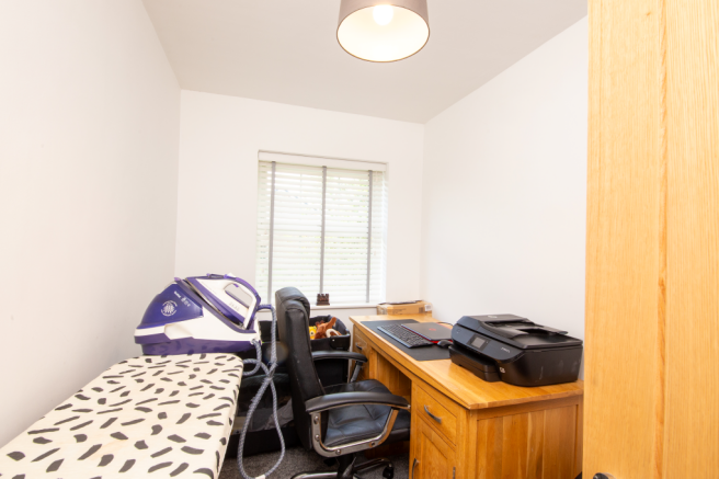 3 bed Detached for sale Image 8