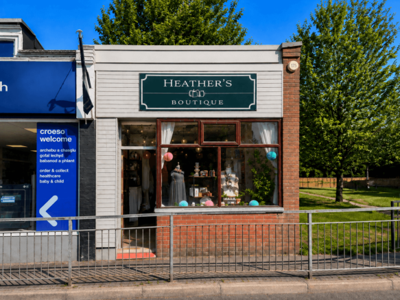 RETAIL SOUGHT AFTER Old Cwmbran Location